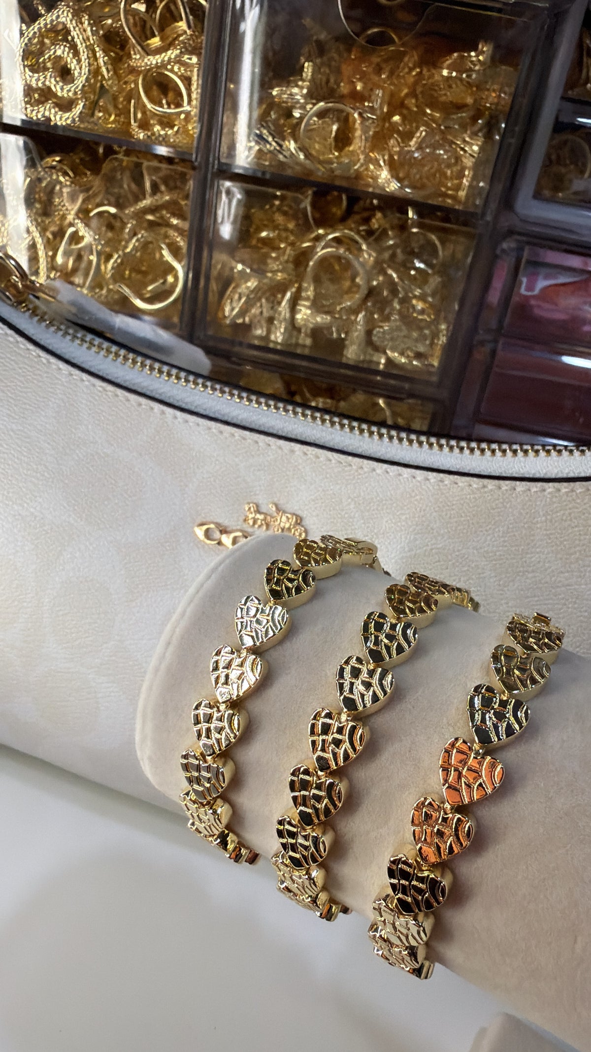 Heart nugget bracelet