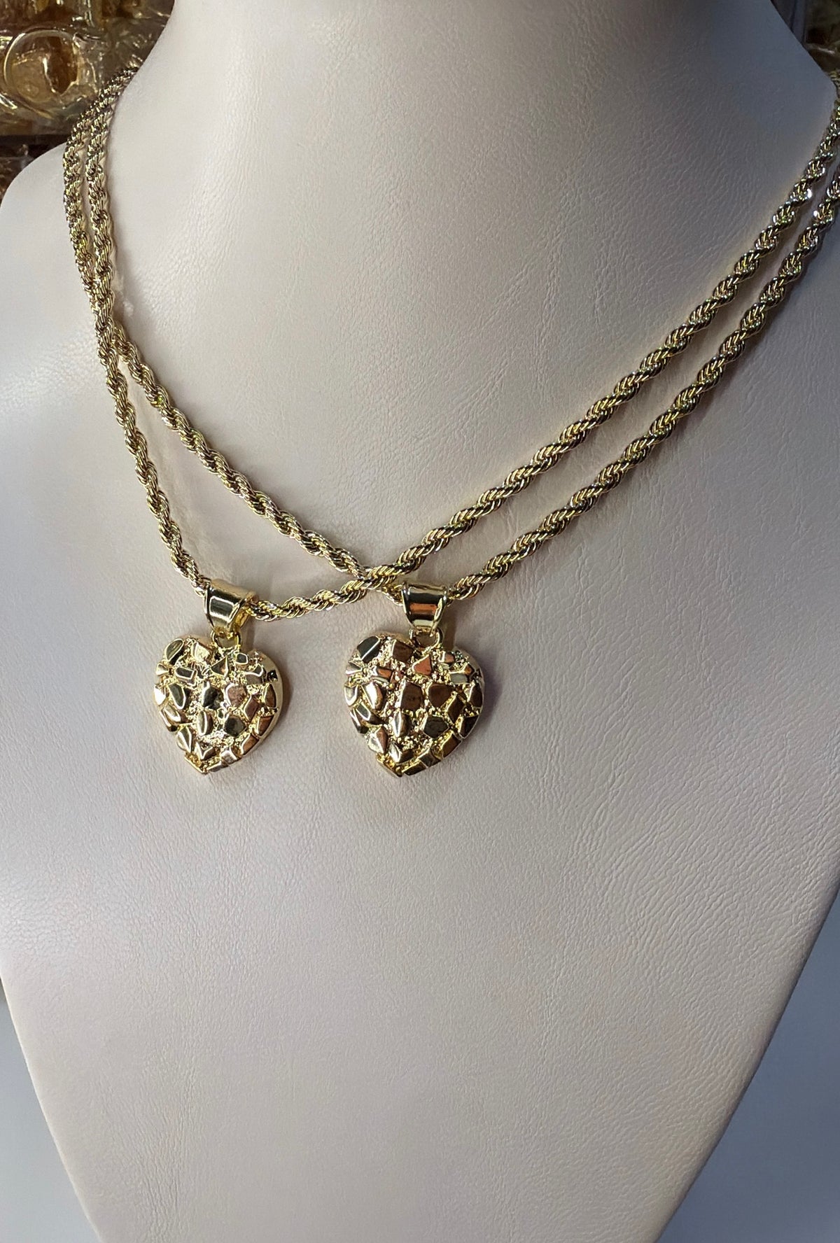 Medium heart nugget chain