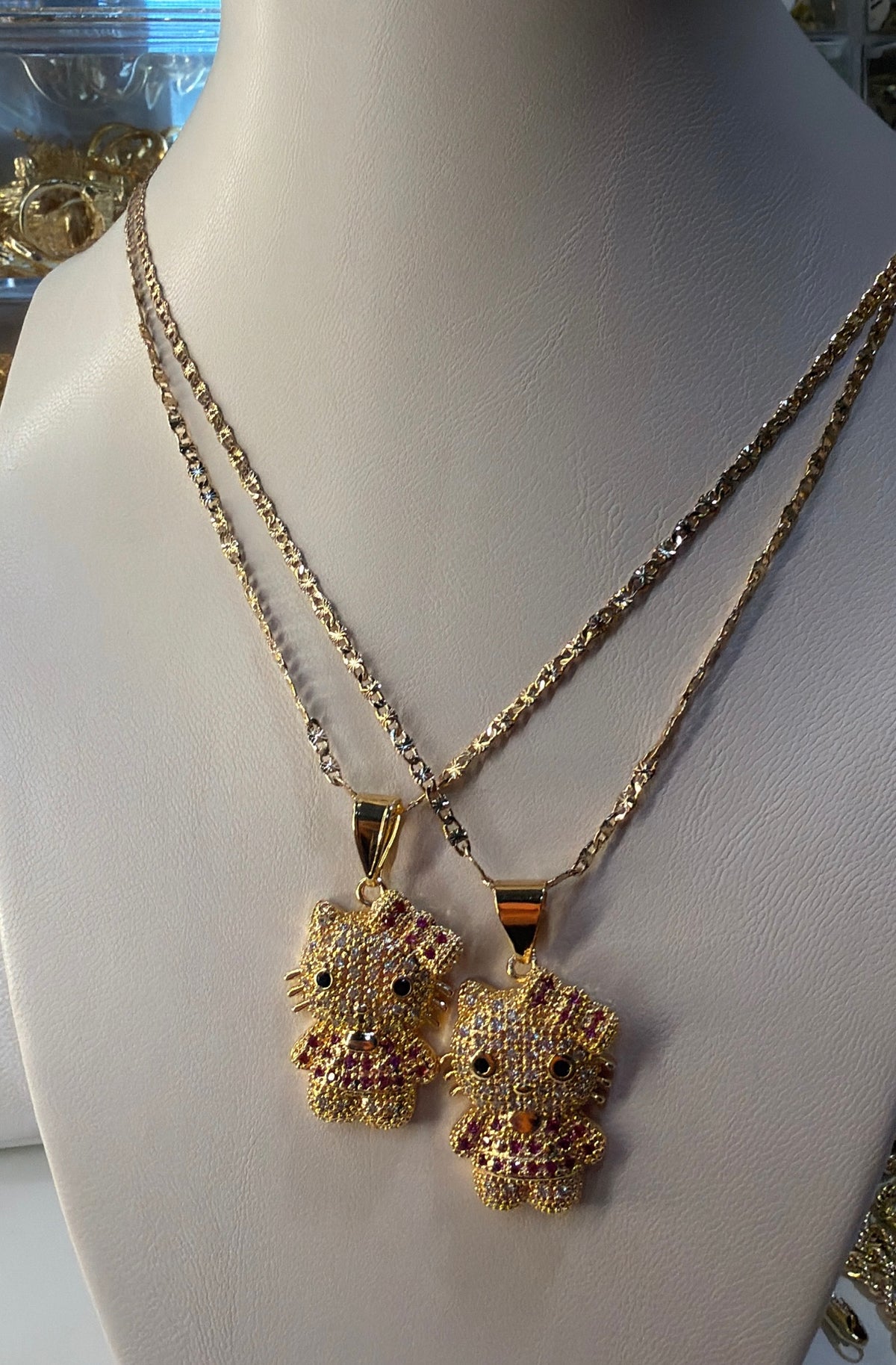 baddie chain