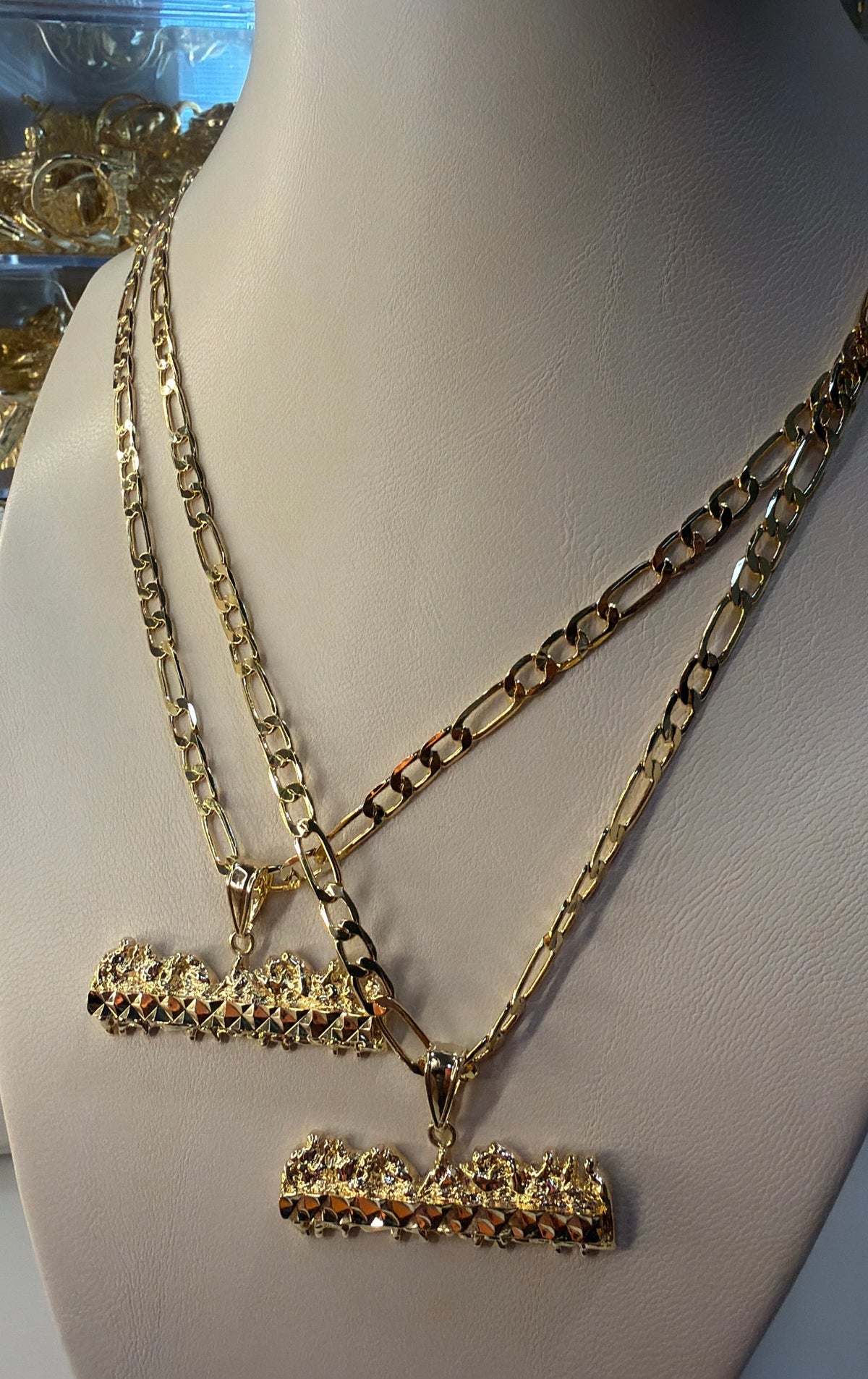 Untima cena chain