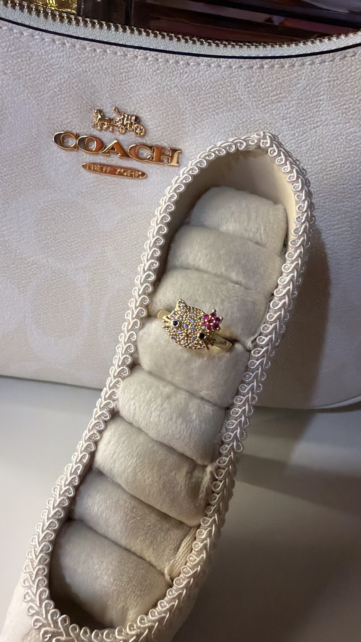 girly ring