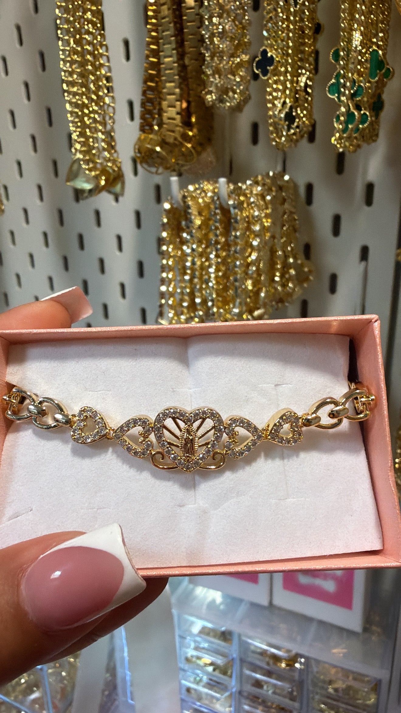 Hearty virgen bracelet