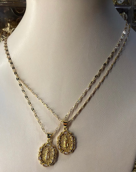 dainty virgen chain