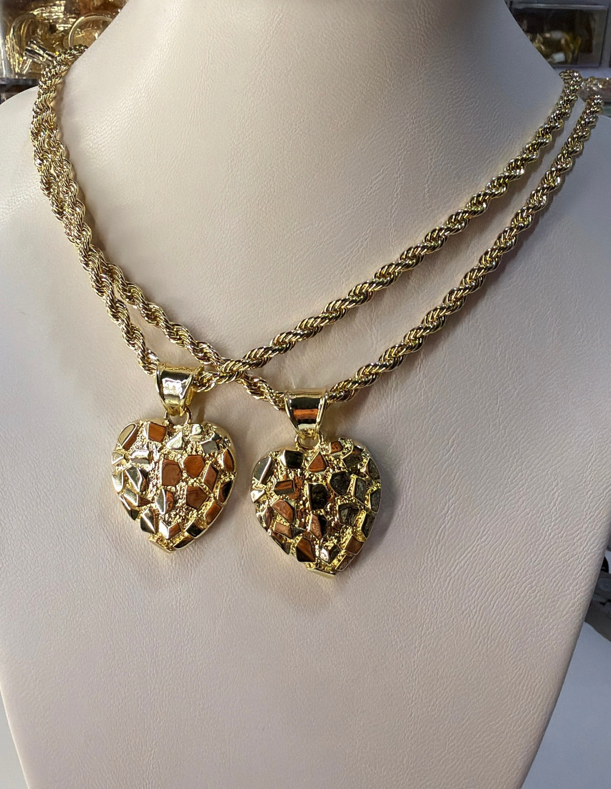 Large heart nugget chain