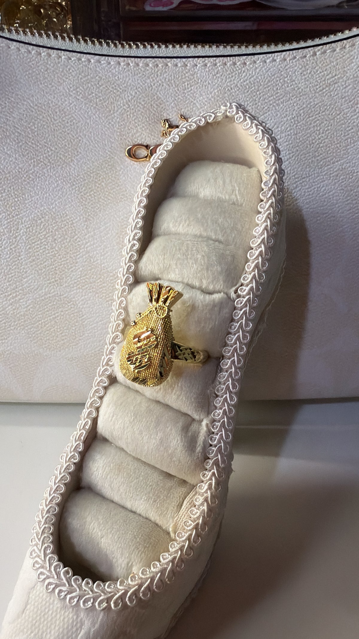 money bag ring