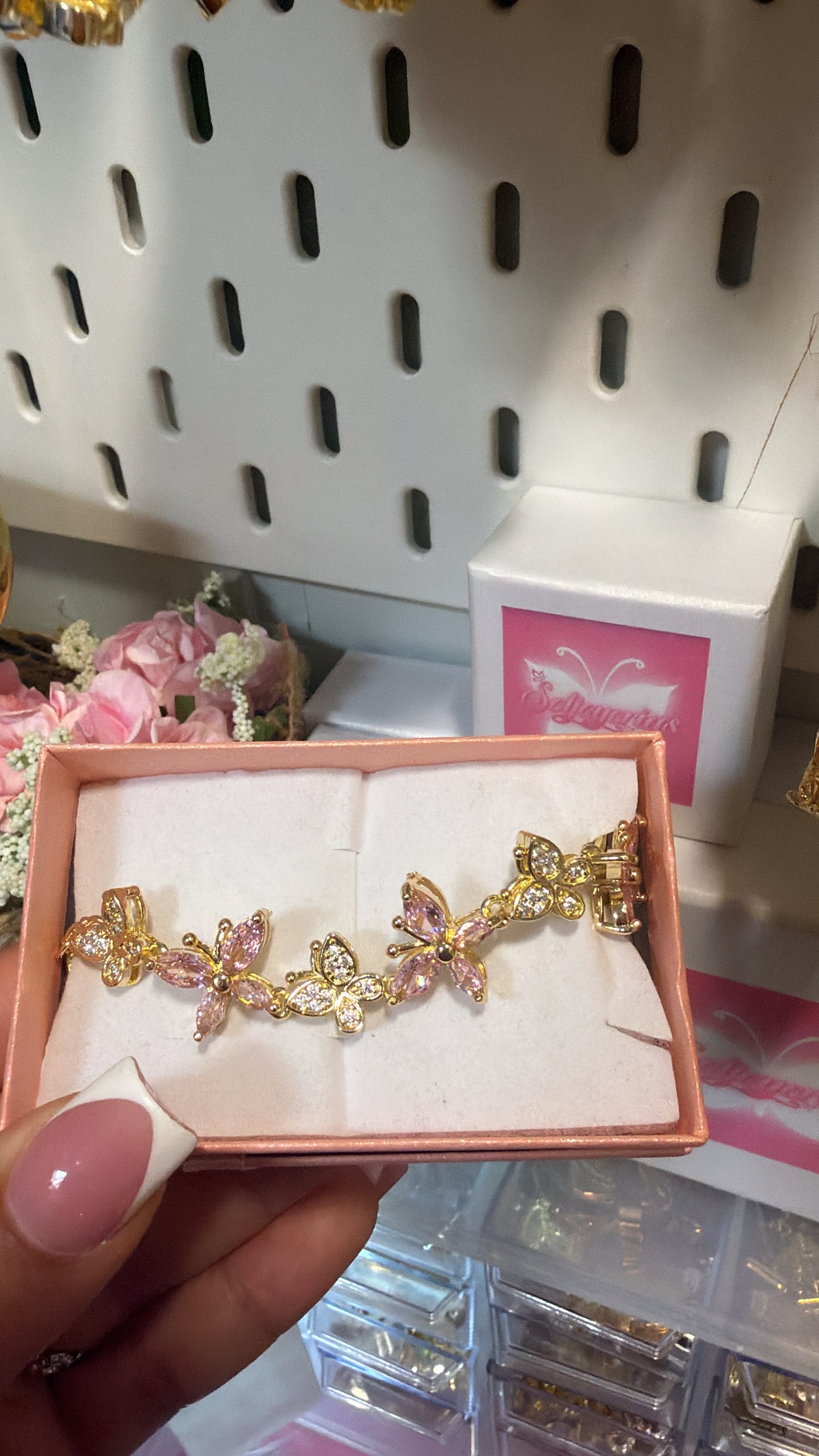 pink mariposas