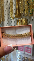 Thick chain bracelet