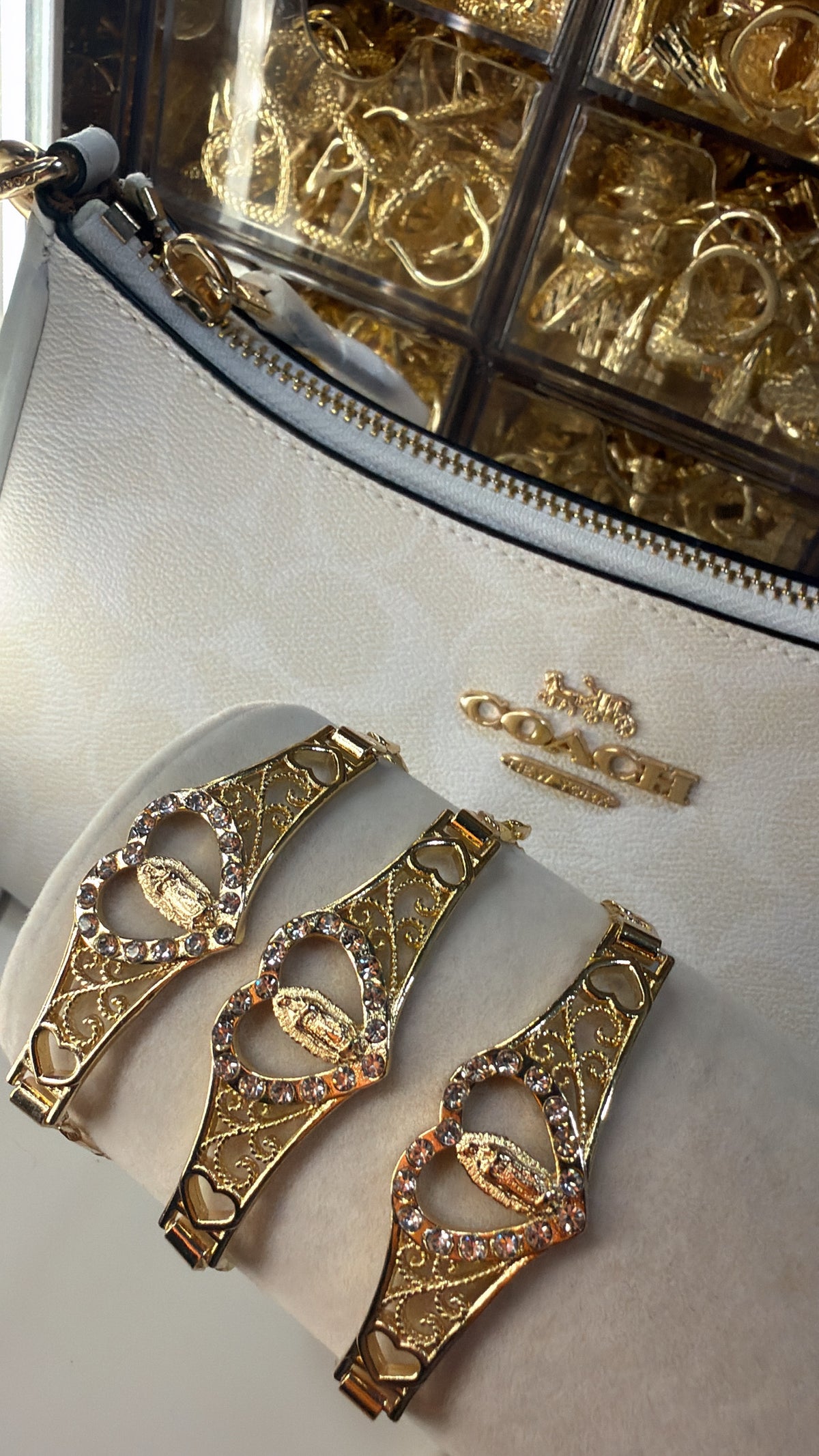 Virgen corazon bracelet