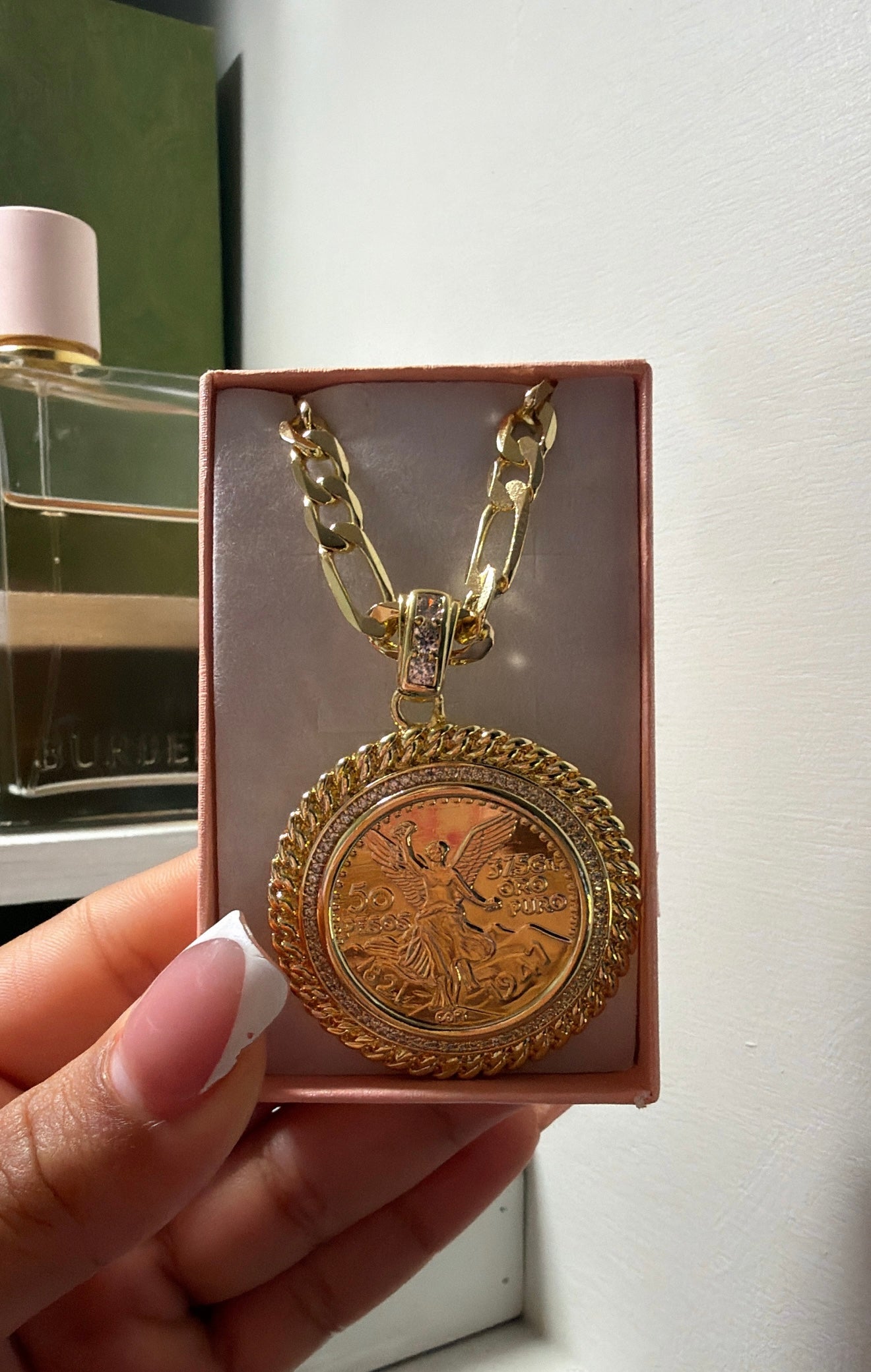 Centenario chain