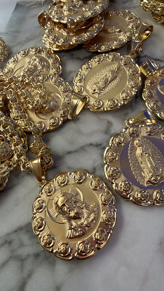 Corazon double sided pendant only