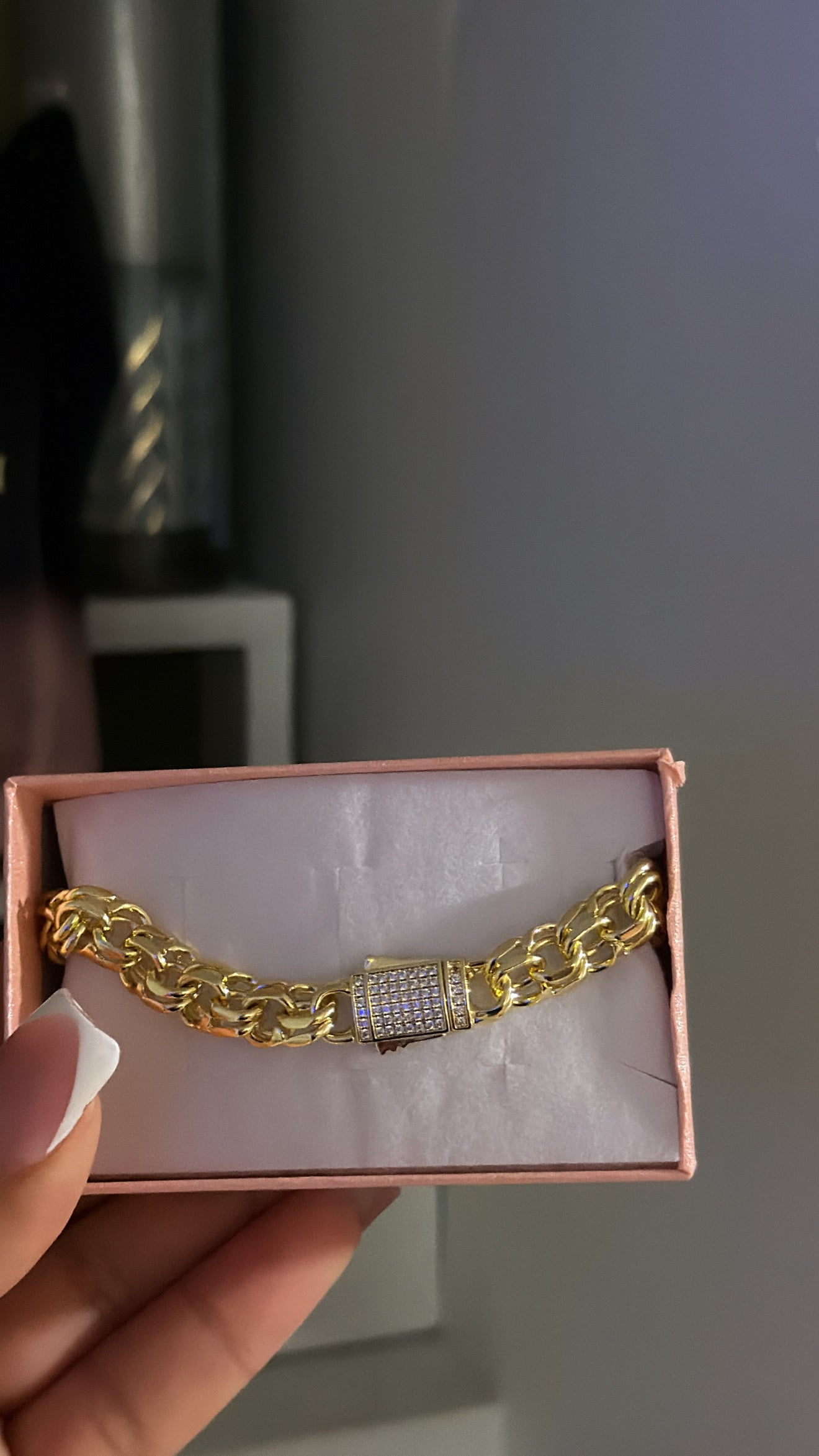 Chino link diamond clasp bracelet